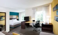 Residence Inn New York the Bronx at Metro Center Atrium Hotels in der Nähe von Van Cortlandt Stadium