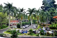 Sari Ater Kamboti Hotel Bandung - Parkering