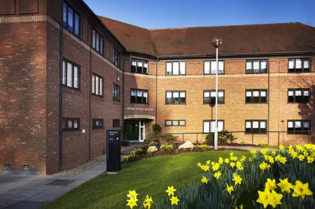 Peter Scott House Birmingham Отели рядом с достопримечательностью «Birmingham and Midland Institute»