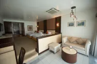 Pinehurst Golf Club and Hotel Hotels in Sam Khok