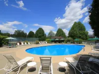 Majestic Regency Resort Hotels in Wells