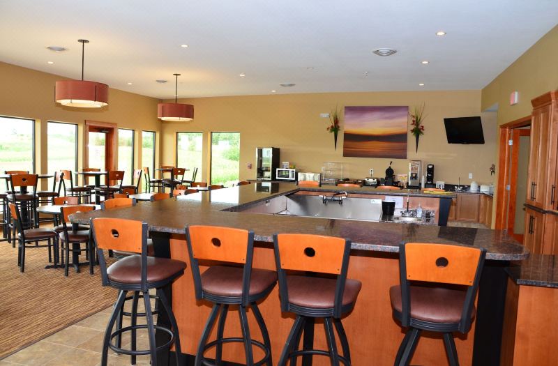 Cobblestone Inn & Suites - Newton photo 4