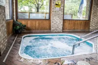 Quality Inn - Hot Tub