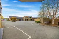 Avenue Motel - Parkplatz