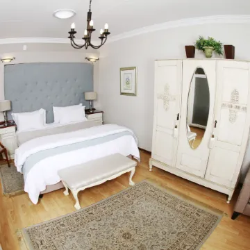 Oleander Guest House