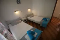 Utopia Kavos - Balkoner