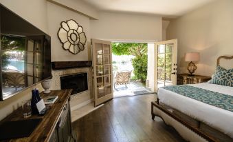The Chateau at Lake la Quinta