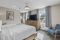 Lamphouse by Basecamp Hotels in Canmore