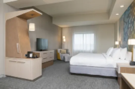 คอร์ทยาร์ด เมาท์เพลแซนท์ ที่มหาวิทยาลัยเซ็นทรัลมิชิแกน โรงแรมในเมาท์เพลแซนท์