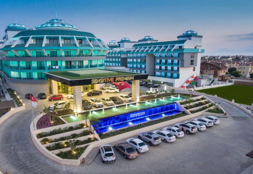 hotel overview picture
