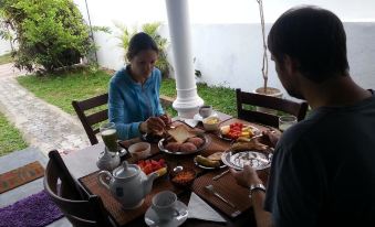 Sooriya Sewana Guest House