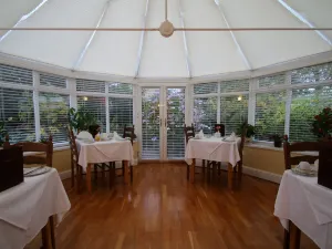 브루크 매너 로지