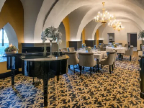 โรงแรมโซเวลคอลเลคชั่น ดูรัว & สปา โรงแรมในจังหวัดโอด