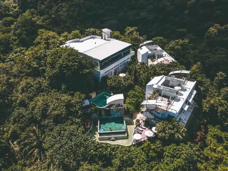 Gaia Collection Hotels Отели в г. Кепос