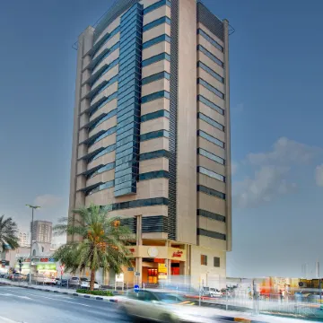 Center Hotel Sharjah Отели рядом с достопримечательностью «Centeral Souq»