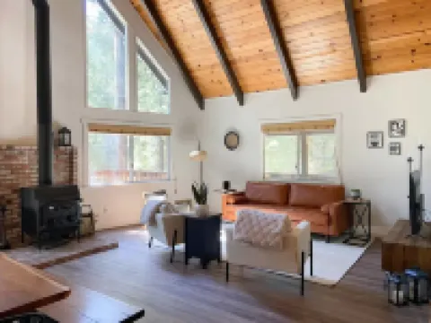 The Sugar Pine Chalet