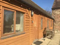 Bridge Farm Holiday Cottages Hotels in Wychavon District