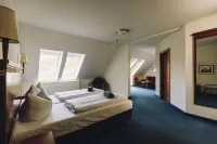 Seehotel Heidehof Hotels in GroB Nemerow