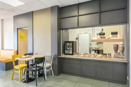 B&B Hotel Toulouse Centre Canal du Midi Отели рядом со станцией Железнодорожная станция Тулузе Матабиау