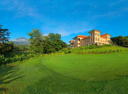 Finna Golf & Country Club