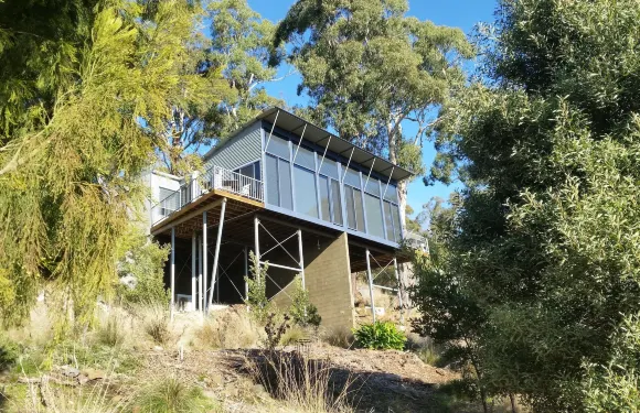 阿爾瑪朗酒廠小屋酒店