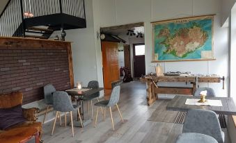 Grásteinn Guesthouse