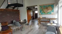 Grásteinn Guesthouse Hoteles en Langanesbyggð