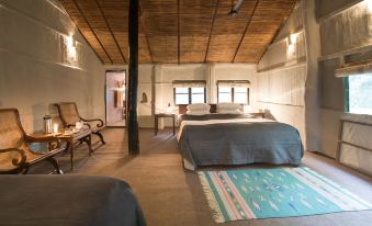 Tiger Tops Tharu Lodge