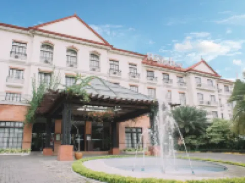 ポンテフィーノ ホテルズ バタンガスのホテル