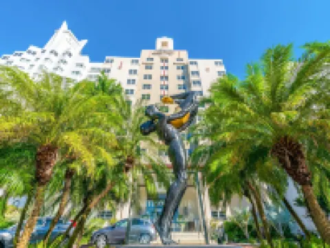 โรงแรมเนชั่นแนล - โอเชียนฟรอนท์รีสอร์ท - สำหรับผู้ใหญ่เท่านั้น โรงแรมในไมอามีบีช