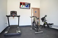 Days Inn & Suites by Wyndham Downtown/University of Houston - Fitnessstudio