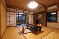 Shukubo Kansho-in Temple Sanrakuso