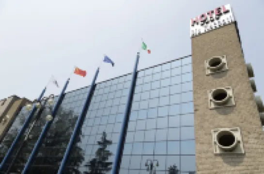 آي إتش هوتلز ميلانو بلو فيسكونتي فنادق في 