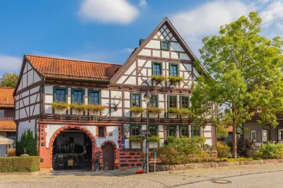Gasthaus Goldener Hirsch Hotels in Dillstädt