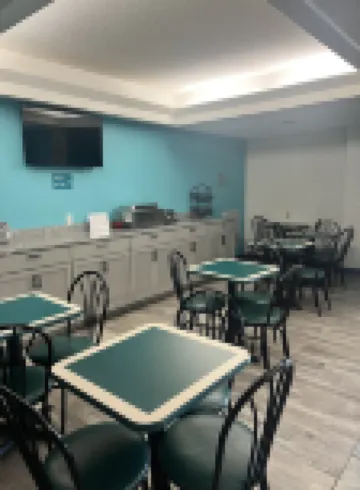 Howard Johnson by Wyndham Clarksville Tennessee