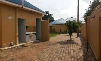 Lira Tasha Hotel