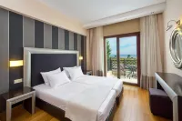 Mediterranean Princess- Adults Only - Parkplatz