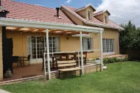Guest House Mooigezicht - parking