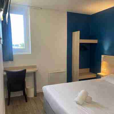 Kyriad Direct Dreux Rooms