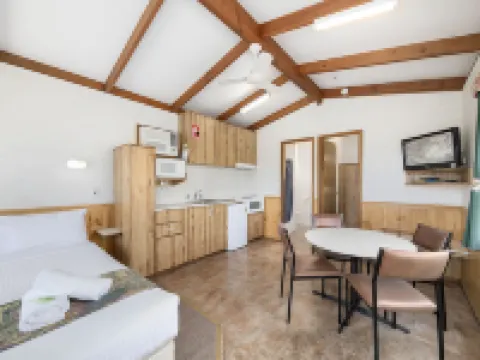 Benalla Tourist Park Hotels in Benalla