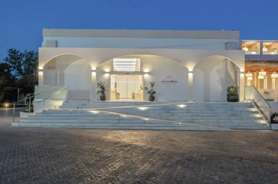 White Olive Marine Aquapark