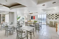 Kouros Art Hotel (Adults Only)