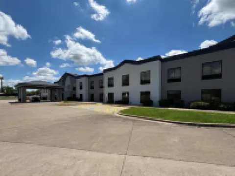 Baymont by Wyndham Marion Hotels in Marion