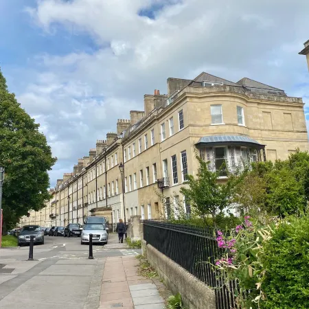 Grosvenor Apartments in Bath - Great for Families, Groups, Couples, 80 sq m, Parking