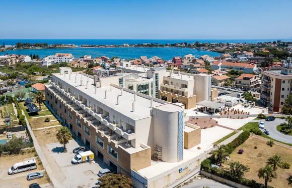 Capo Peloro度假村 - 限成人