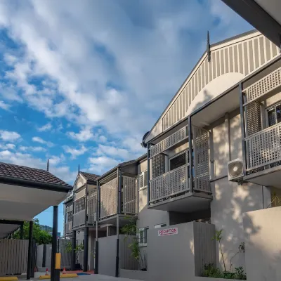 Benson Court Motel Hotels near Toowong