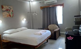 Maya Bella Downtown Hotel