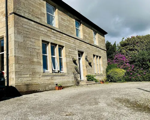 Springfield Guest House Hotels in Tain