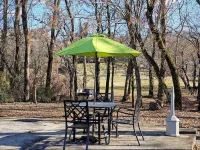 The Honey Bee Motel Hotels in Dunlap