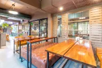 The Palm Hotel Hotels in Bang Yai District